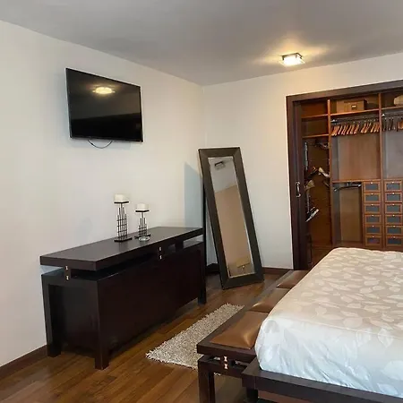 Villa Modern 5-bedroom With Pool *